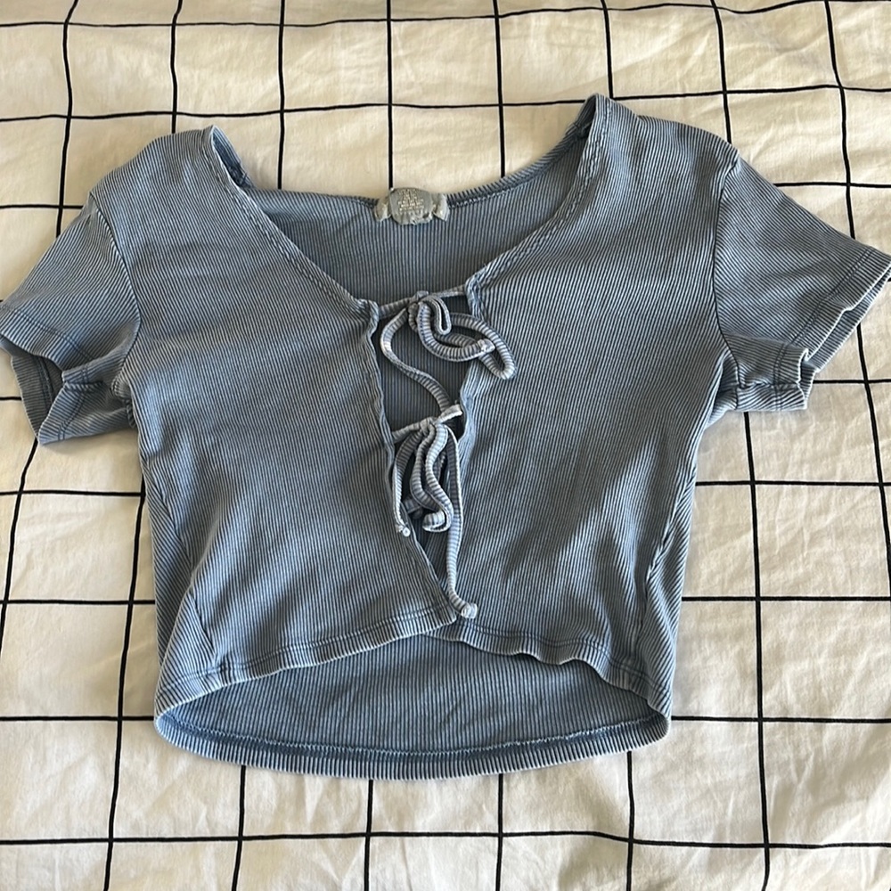 blue sky and sparrow shirt